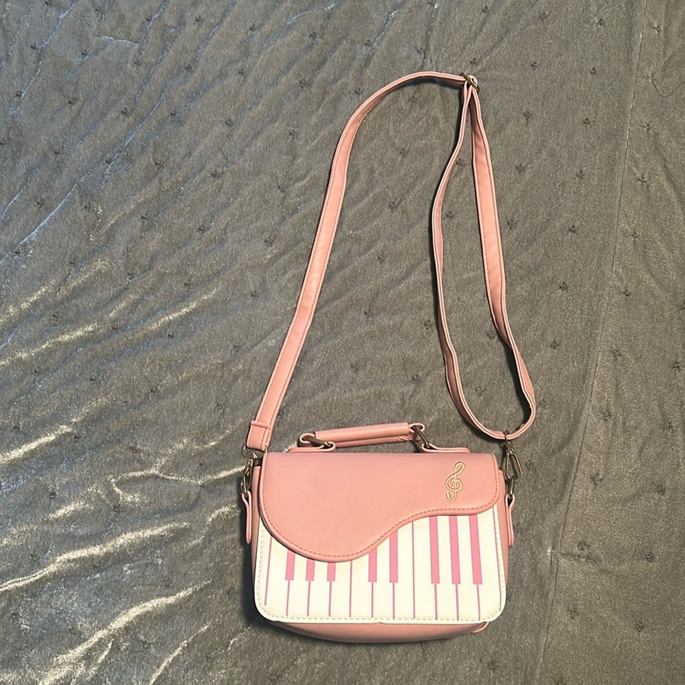 Pink Piano Purse Real Cute